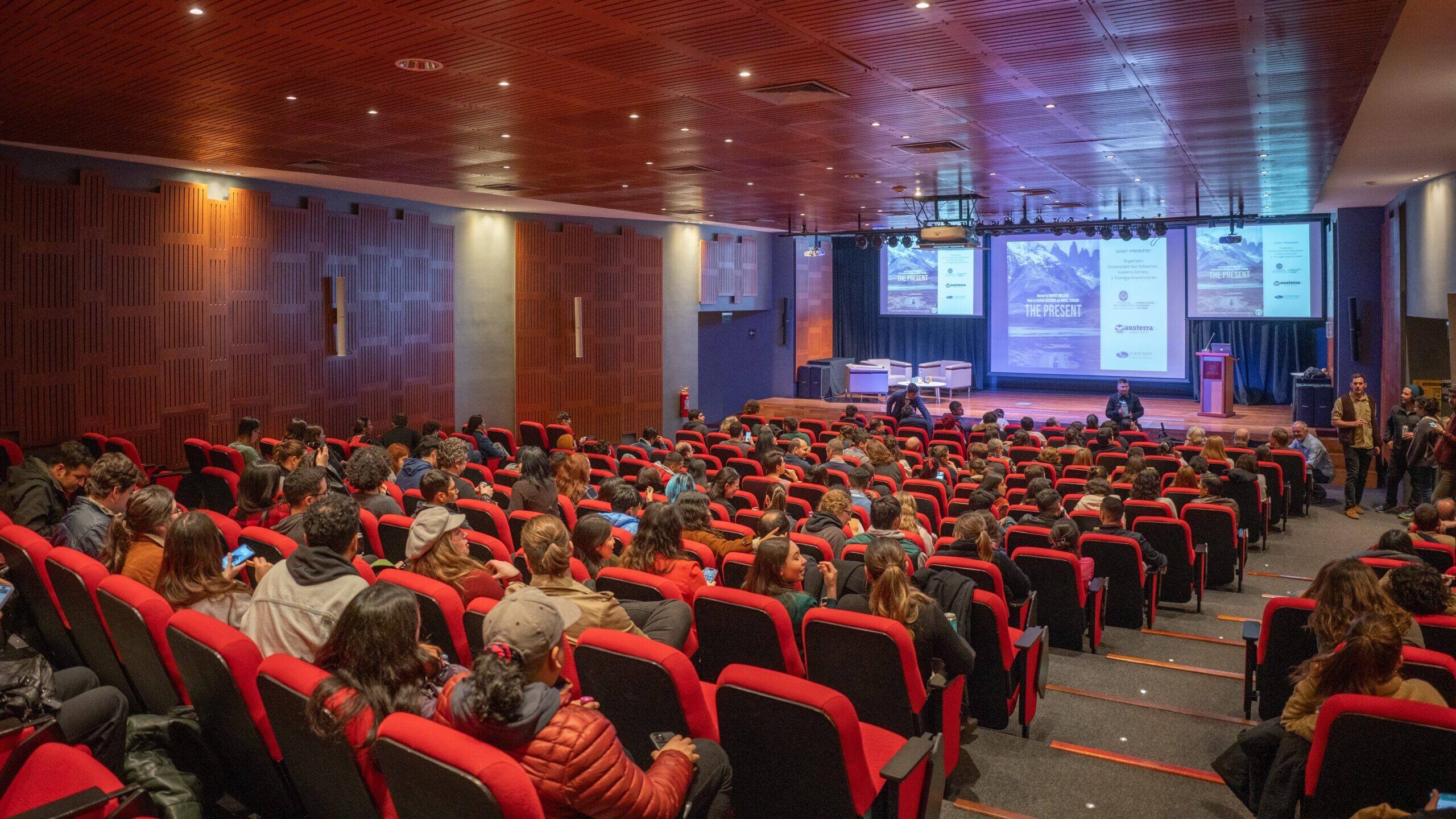 the present at (4) -16×9